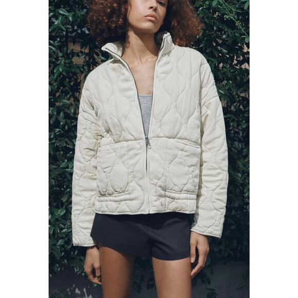 Zara Cream Colored Padded Quilted Jacket Size XL - Picture 1 of 9